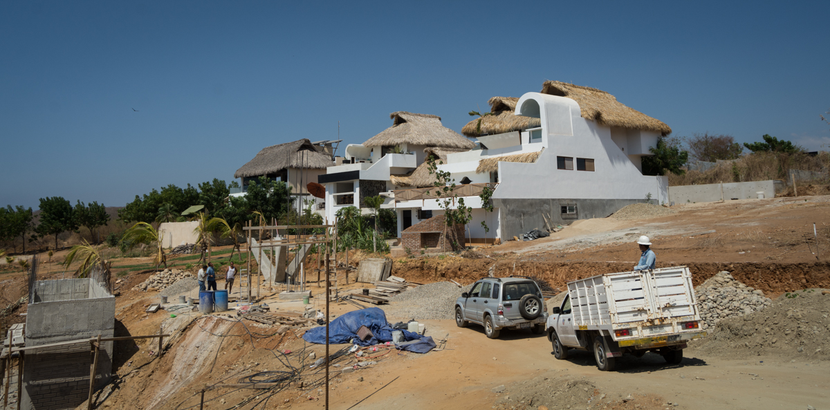 Photo: Ernesto J. Torres, Casa 12