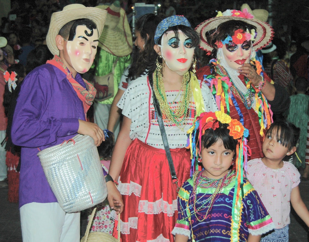 Family, Putla. Photo: Barbara Joan Schaffer