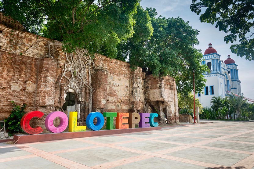 The municipal capital of Santa María Colotepec. Photo: Ernesto J. Torres