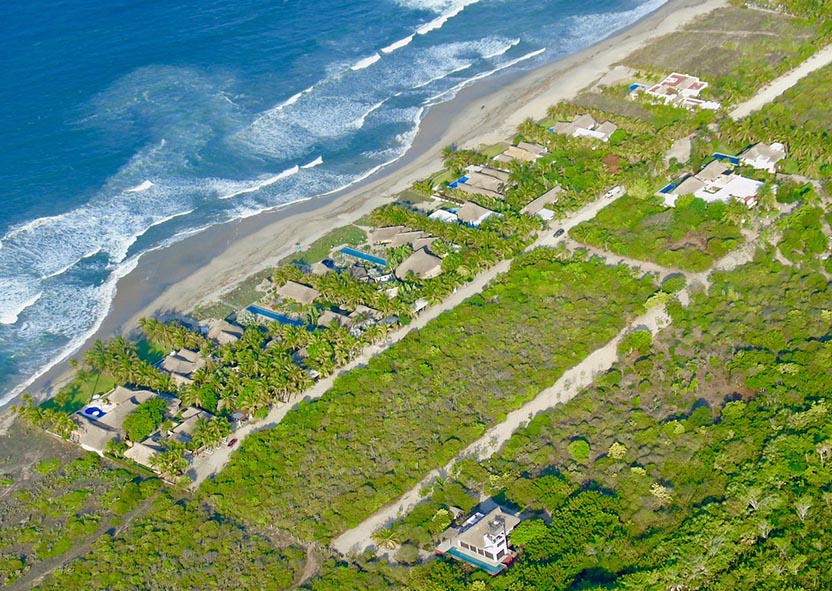 Vacation homes in Cumaná. All the properties here have actas de posesión and escrituras públicas. Photo: Barbara Joan Schaffer