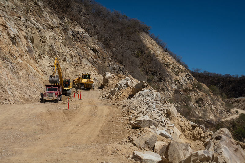 The Super Highway to Oaxaca. Photo: Ernesto J. Torres