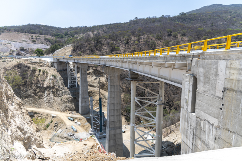 Viaducto San Vicente Coatlán