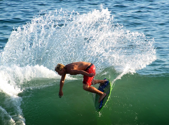Mazunte, skimboard competition, photo: Lalo Romero